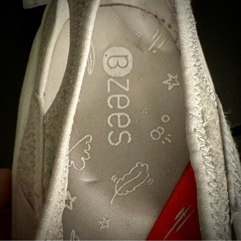 NWT BZees Reveal Grey Open Toe Comfort Shoe size 10W - Picture 8 of 13